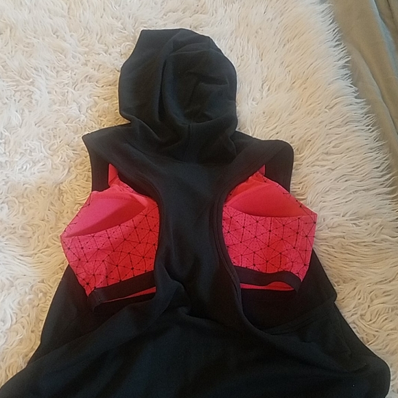 Workout Muscle Sweater - Picture 2 of 3